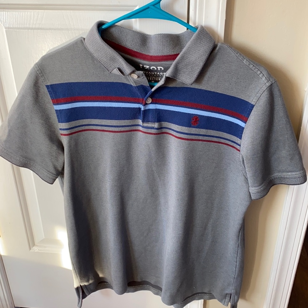 IZOD polo shirt men’s size medium. Natural stretch. Advantage performance